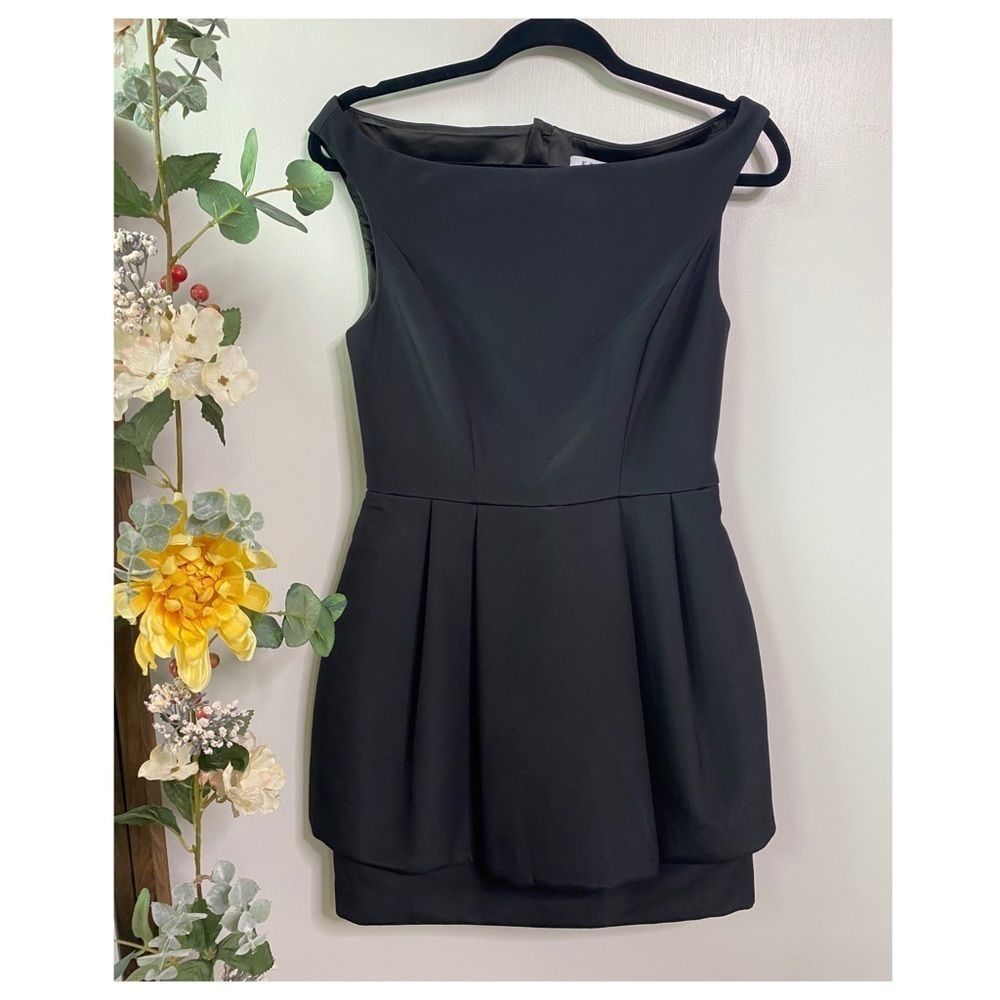 Keepsake the label Nicest Things' Peplum Dress - Picture 2 of 11